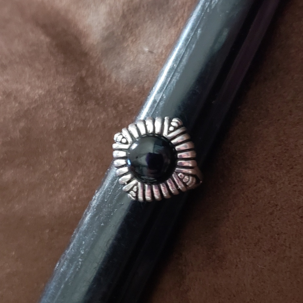 Sterling and Onyx Ring 5.5